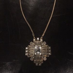 Pendant necklace